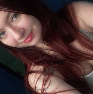 Meet your Posher, Selena